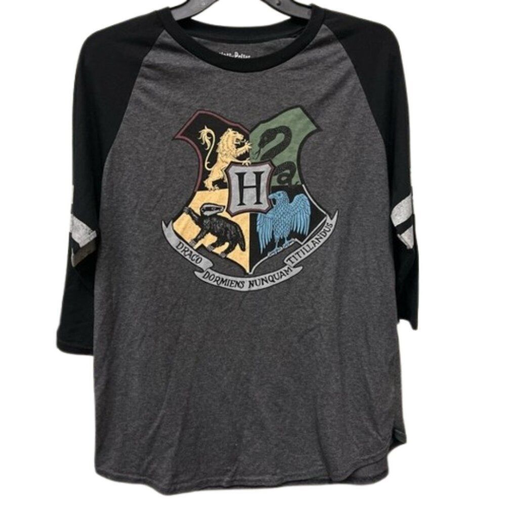 Harry Potter Hogwarts Crest Raglan Shirt Gray & Black MEDIUM